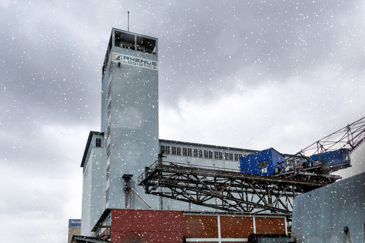 Silo2 Turm im Winter mit Schnee